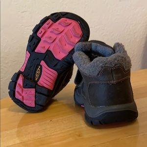 Shoes - Girls Keen winter boots Shoes - Girls Keen winter boots